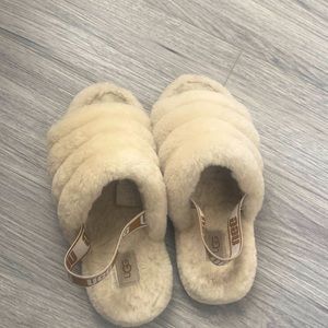 They have some missing fur in the front but nothing to noticeable ( seen on pic)